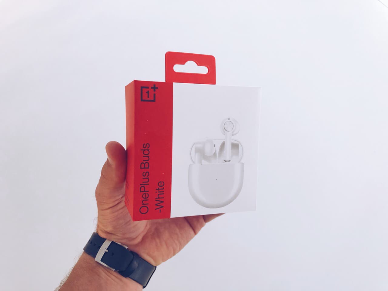 OnePlus Buds box