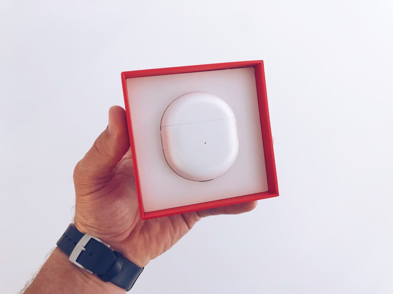 Unboxing OnePlus Buds