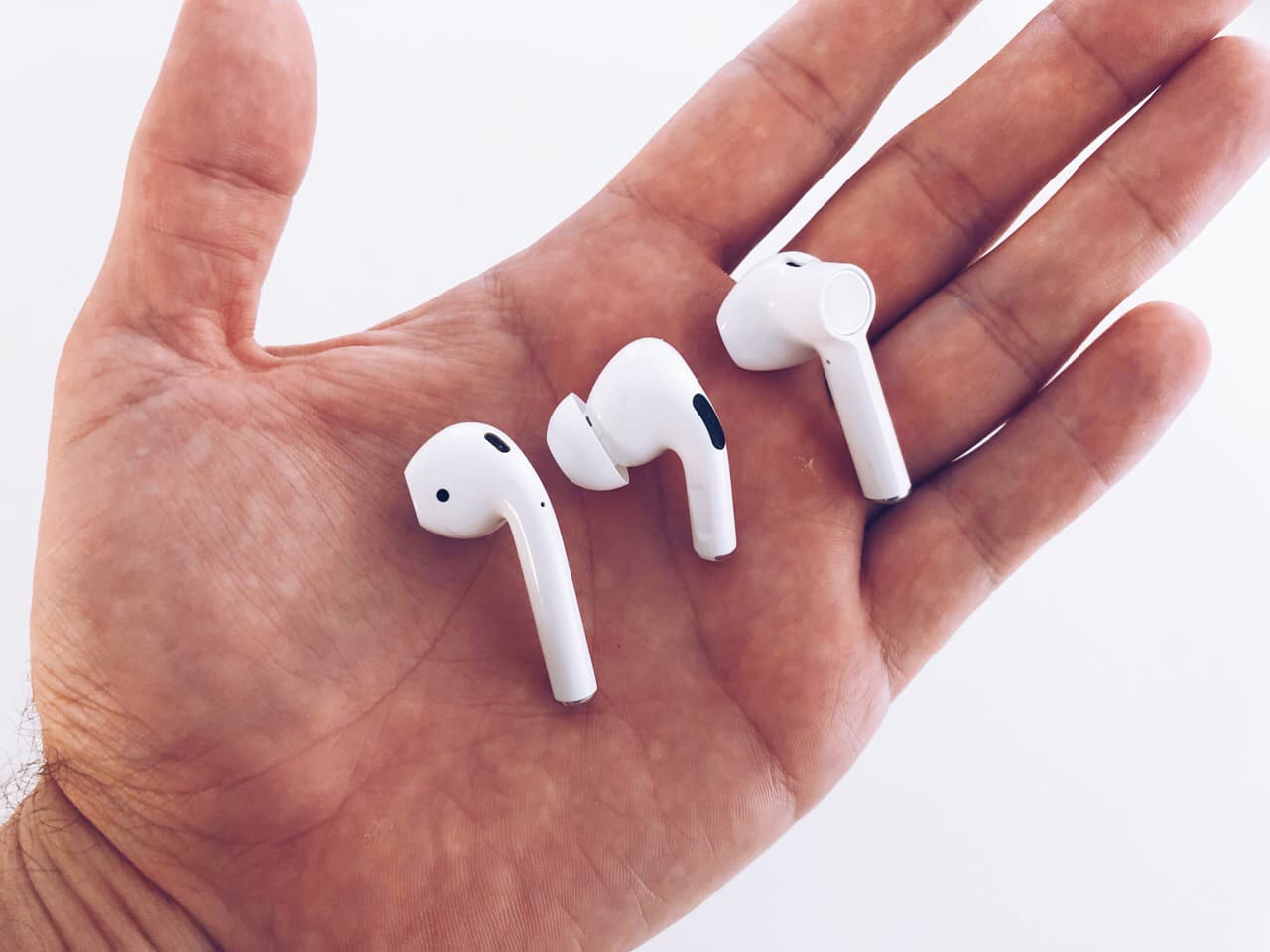 AirPods, AirPods Pro, OnePlus Buds
