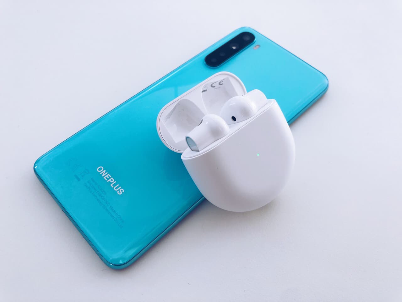 OnePlus Nord + OnePlus Buds